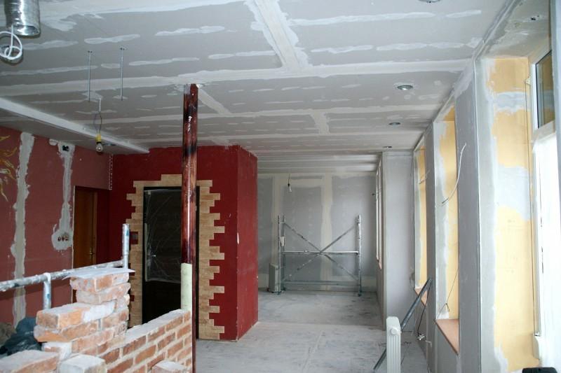 Sufity podwieszane, gładzie gipsowe 