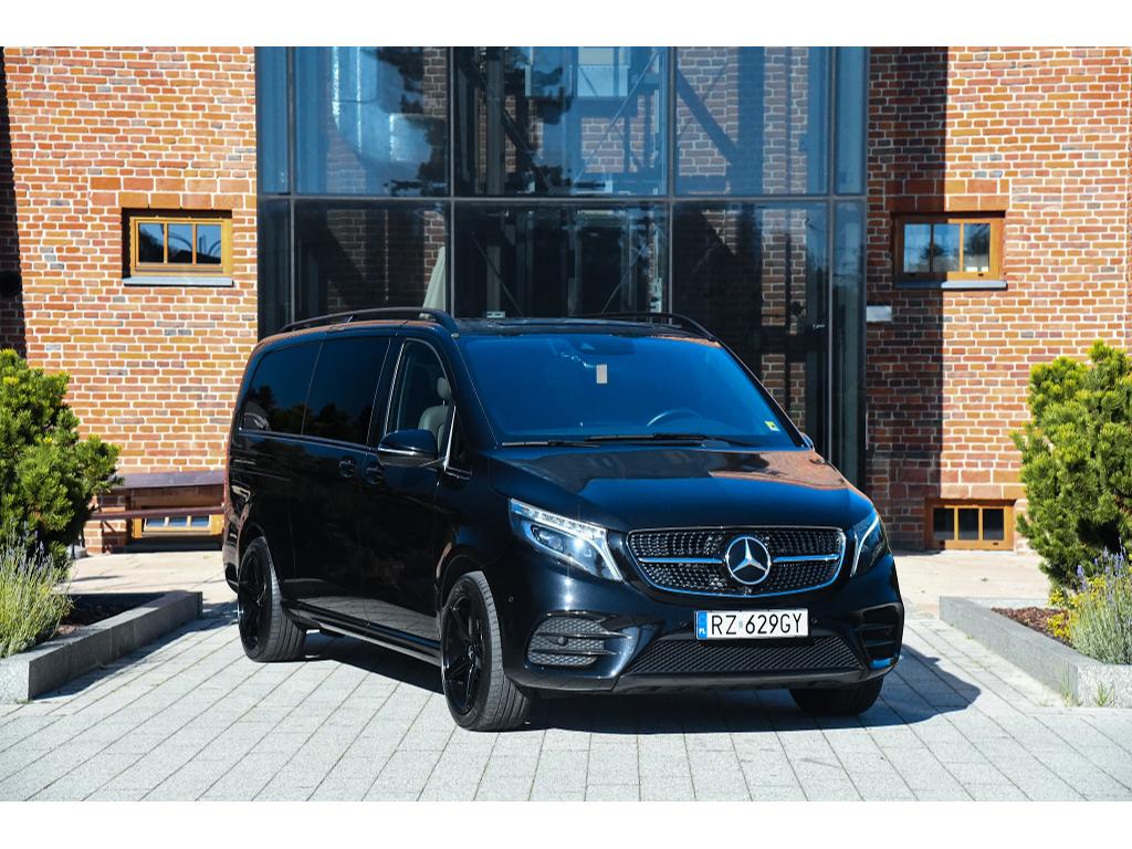 Mercedec V Class - przewóz osób Rzeszów Luxury Tour