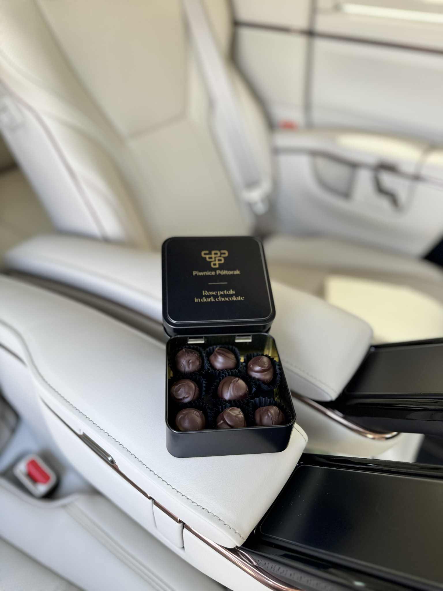 LUKSUSOWE TRANSFERY = LUXURY TOUR RZESZÓW