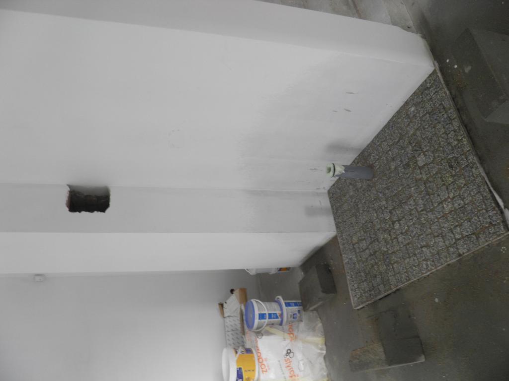 k .granitowa trwałe i naturalne rozwiązanie pod piecykiem