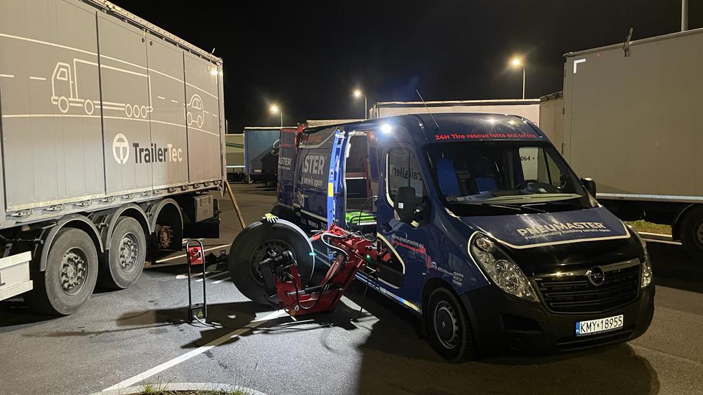 Mobilna Wulkanizacja Serwis Opon TIR 24h OSOBOWE PNEUMASTER, Kraków, małopolskie