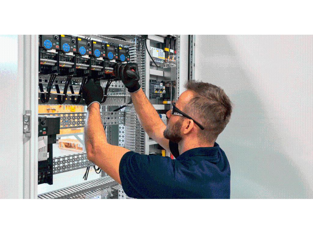 Serwis i montaz maszyn instalacje przemysłowe  kompleksowe usługi, Wrocław, Fabryczna, dolnośląskie